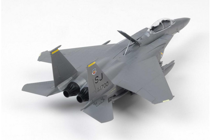 Model Kit letadlo 12550 - USAF F-15E "333rd Fighter Squadron" (1:72)
