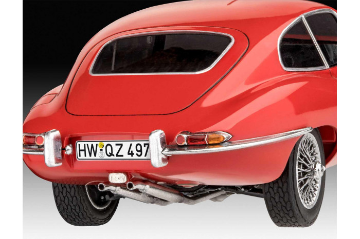 Plastic ModelKit auto 07668 - Jaguar E-Type (Coupé) (1:24)