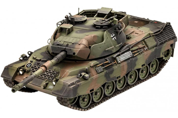 Plastic ModelKit tank 03320 - Leopard 1A5 (1:35)