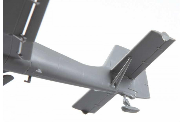 Snap Kit letadlo 7323 - JU-87B-2/U4 "STUKA" with skis (1:72)