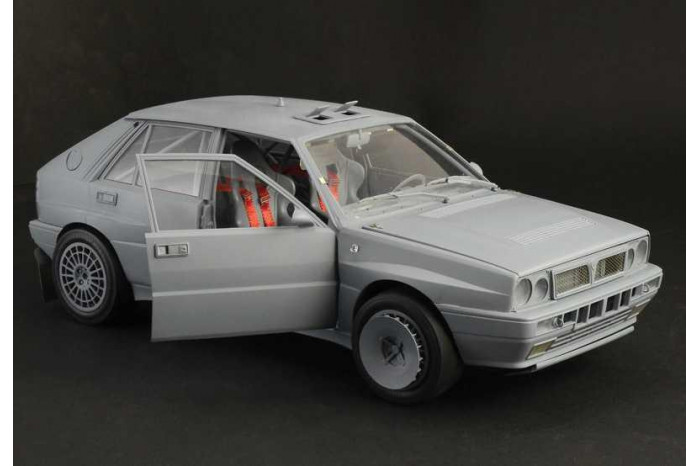 Model Kit auto 4709 - Lancia Delta HF Integrale (1:12)