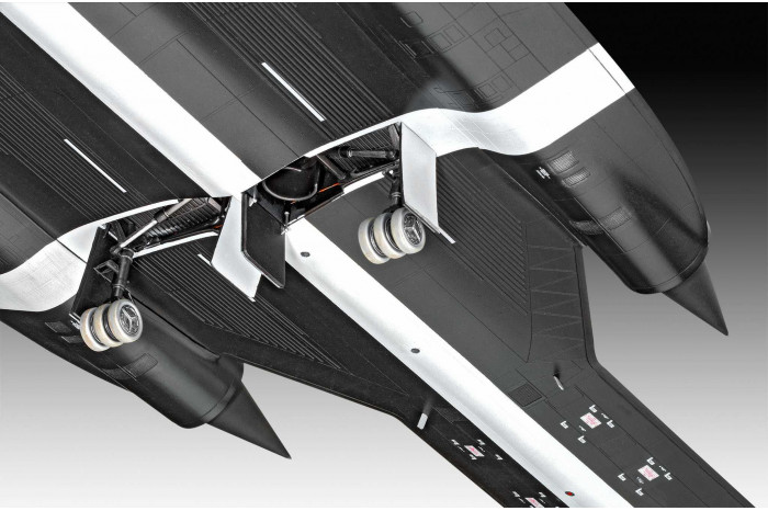 Plastic ModelKit letadlo 04967 - Lockheed SR-71 A Blackbird (1:48)