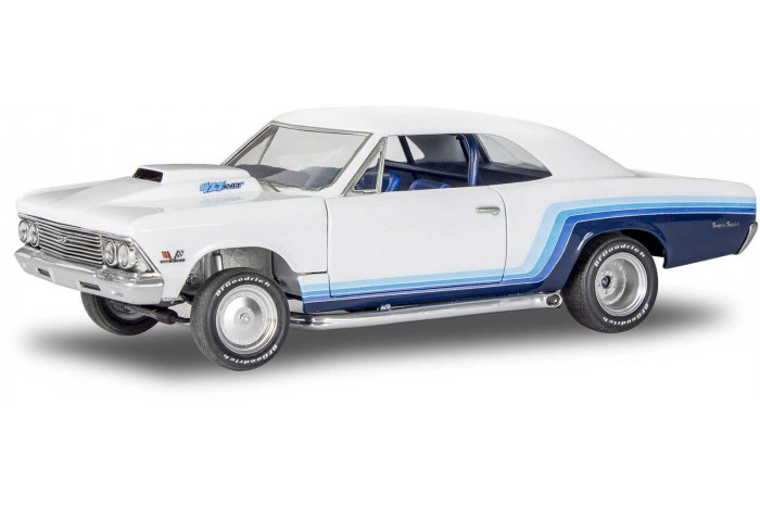 Plastic ModelKit MONOGRAM auto 4520 - 1966 Malibu SS (1:24)