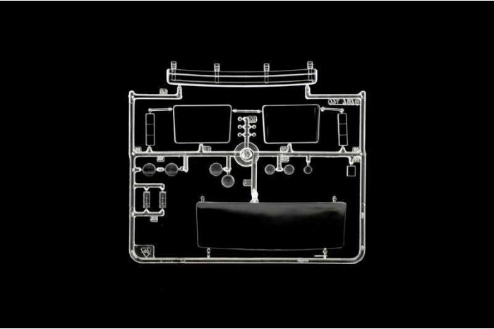 Model Kit truck 3957 - Volvo F-12 Intercooler (Low Roof) with accessories (1:24)