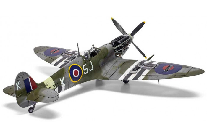 Classic Kit letadlo A17001 - Supermarine Spitfire Mk.Ixc (1:24)