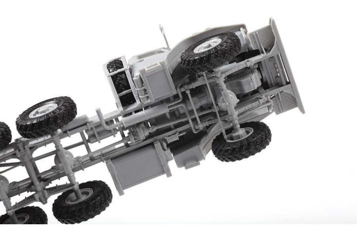 Model kit military 5050 - URAL-4320 Truck (1:72)