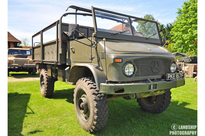 Plastic ModelKit military 03348 - Unimog 404 S (1:35)