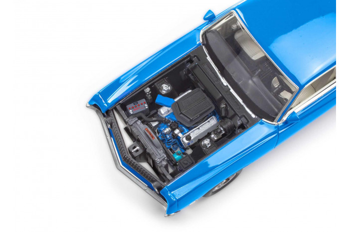 Plastic ModelKit MONOGRAM auto 4534 - 1970 Ford Torino Cobra (1:25)