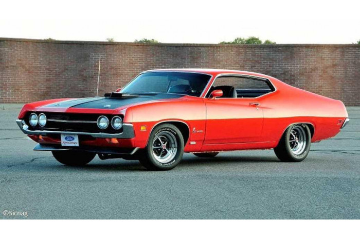 Plastic ModelKit MONOGRAM auto 4534 - 1970 Ford Torino Cobra (1:25)