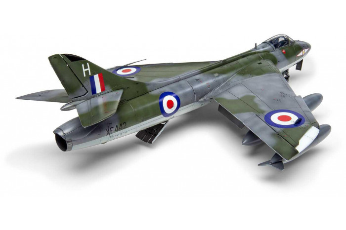Classic Kit letadlo A09192 - Hawker Hunter FGA.9/FR.10/GA.11 (1:48)