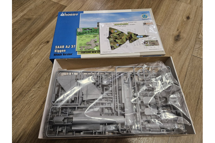 Special Set - Saab AJ 37 Viggen + Masks (1:48) - 48001