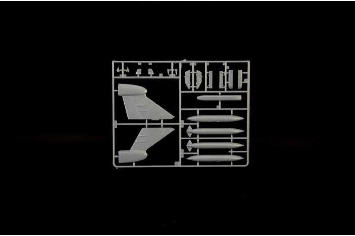 Model Kit letadlo 1235 - EF-111 A Raven (1:72)