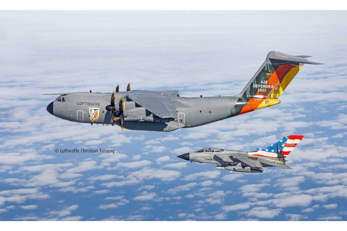 Plastic ModelKit letadla 03789 - Air Defender (1:144)