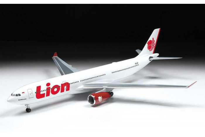 Model Kit letadlo 7044 - Airbus A330-300 (1:144)