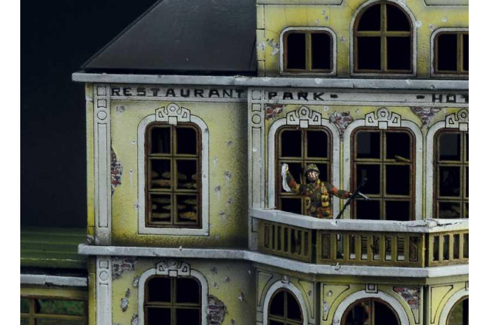 Model Kit diorama 6107 - Market Garden: Hotel Hartenstein (1:72)