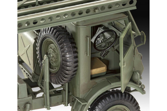 Plastic ModelKit military 03338 - BM-13-16 on WOT 8 (1:35)