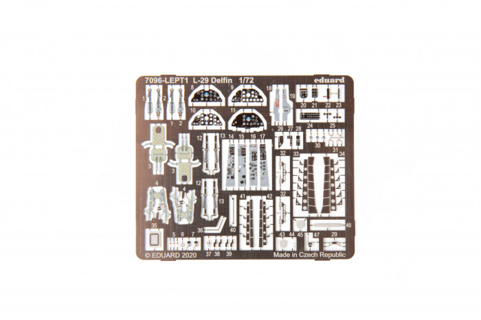 L-29 Delfin (1:72) - 7096