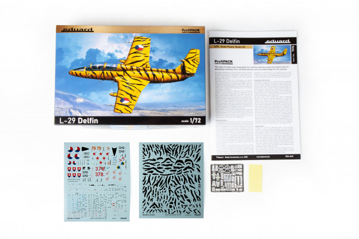 L-29 Delfin (1:72) - 7096