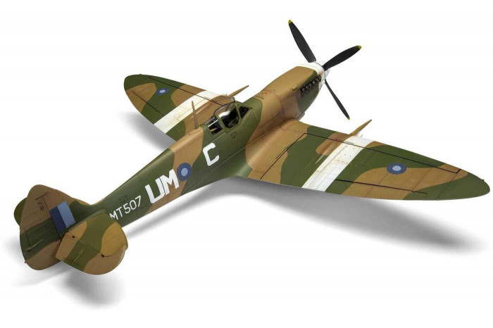 Classic Kit letadlo A17002 - Supermarine Spitfire Mk.VIII (1:24)