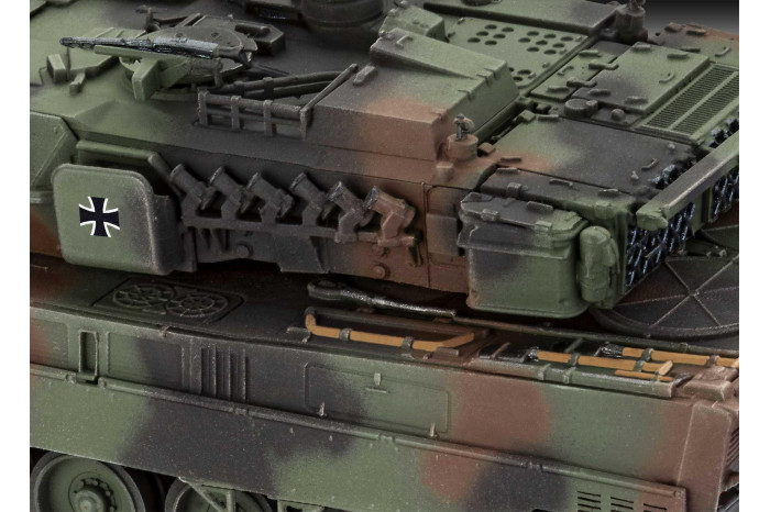 Plastic ModelKit tank 03355 - Leopard 2 A7V (1:72)