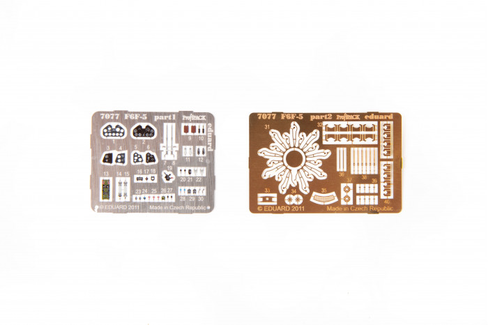 F6F-5 Hellcat (1:72) - 7077