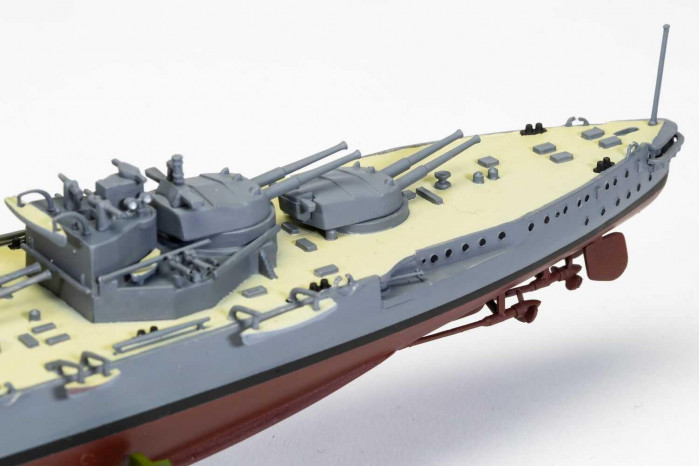 Classic Kit VINTAGE loď A04210V - HMS Iron Duke (1:600)
