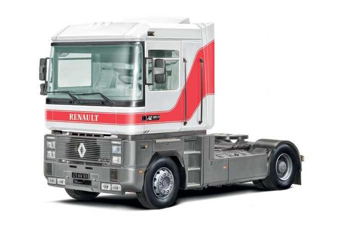 Model Kit truck 3969 - Renault AE500 Magnum (1:24)