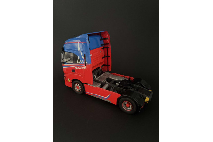 Model Kit truck 3963 - Iveco Stralis S-Way (1:24)