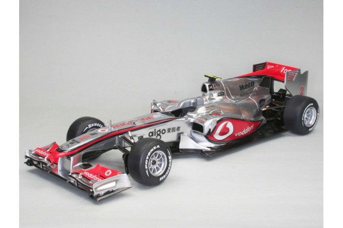 Plastic ModelKit auto 07096 - Vodafone McLaren Mercedes MP4-25 "L.Hamilton" (1:24)