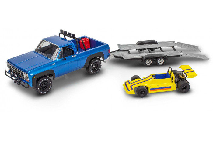 Plastic ModelKit MONOGRAM auto 4581 - 78 Chevy 4x4 Pickup with Go-kart (1:25)