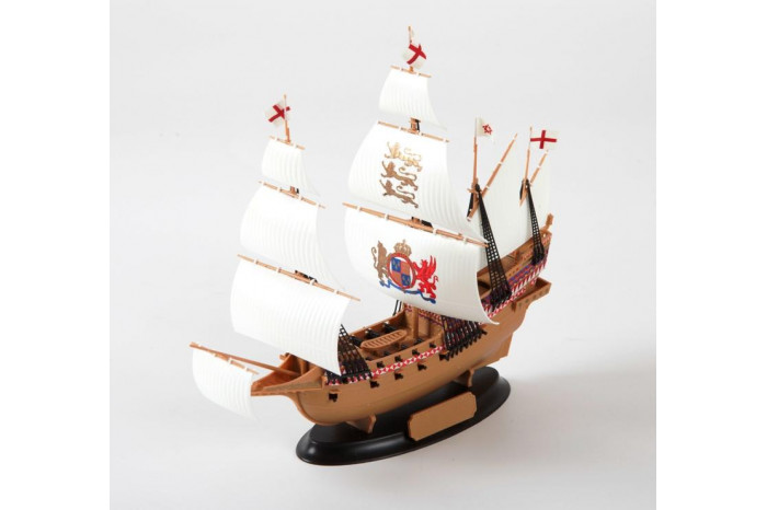 Wargames (TS) loď 6500 - English ship Revenge (1:350)