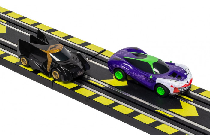 Autodráha MICRO SCALEXTRIC G1155M - Batman vs Joker (Battery Powered) (1:64)