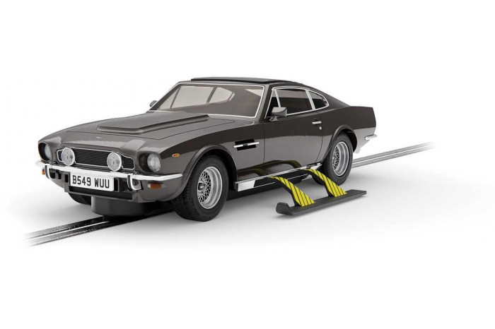Autíčko Film & TV SCALEXTRIC C4239 - James Bond Aston Martin V8 - The Living Daylights (1:32)