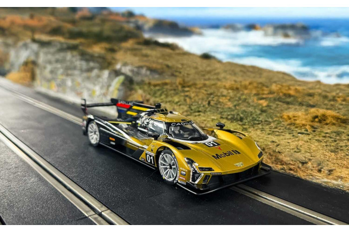 Autíčko GT SCALEXTRIC C4586 - Cadillac V-Series.R - Cadillac Racing No.01 - 12 Hours of Sebring 2024 (1:32)