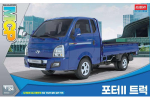 Model Kit auto 15144 - PORTER II Cargo Truck (1:24)