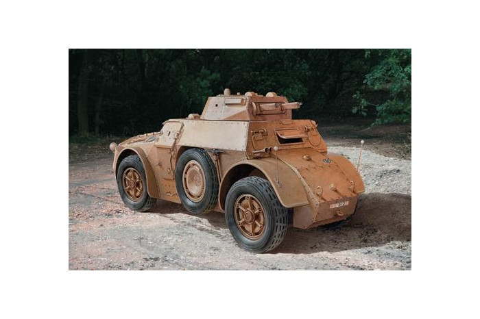 Model Kit military 6482 - Autoblinda AB 40 (1:35)