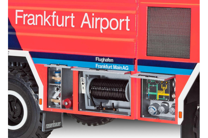 Plastic ModelKit auto 07747 - GFLF Simba 8x8 (1:24)