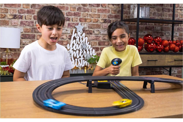 Autodráha MICRO SCALEXTRIC G1188M - My First Scalextric Let's Play! (Battery Powered) (1:64)