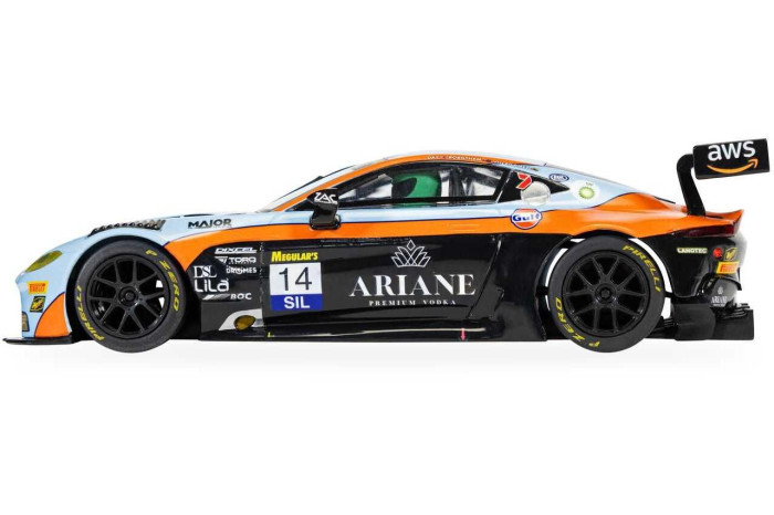 Autíčko Gulf SCALEXTRIC C4655 - Aston Martin GT3 Vantage - Bathurst 2025 (1:32)