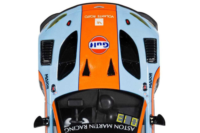 Autíčko Gulf SCALEXTRIC C4655 - Aston Martin GT3 Vantage - Bathurst 2025 (1:32)