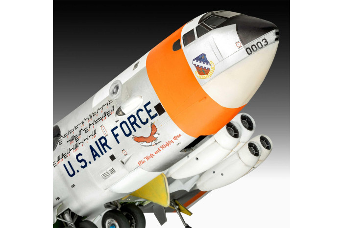 Plastic ModelKit letadlo 03793 - B-52D Stratofortress "Platinum Edition" (1:72)