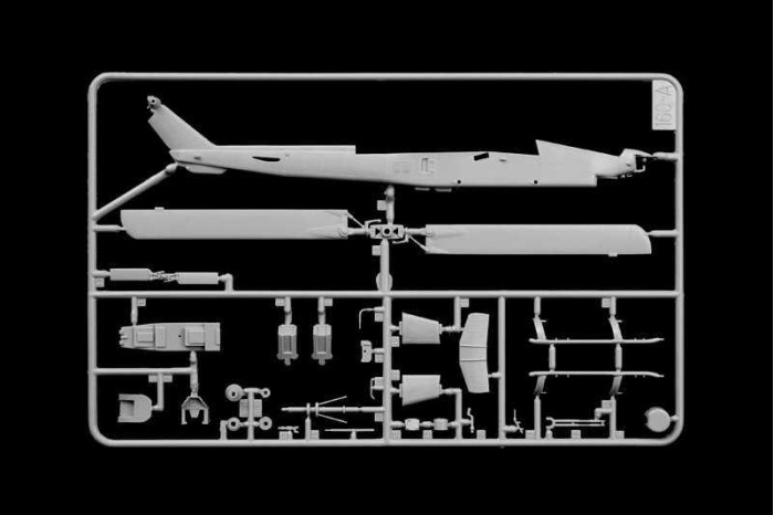 Model Kit vrtulník 90160 - AH-1W Super Cobra (1:72)
