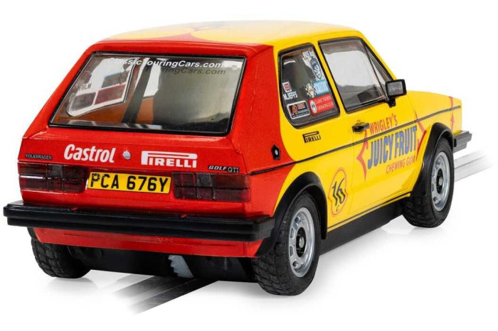 Autíčko Touring SCALEXTRIC C4625 - Volkswagen Golf MK1 - Malcolm Jeffs Racing (1:32)