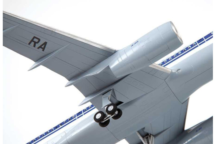 Model Kit letadlo 7049 - TU-214 (1:144)