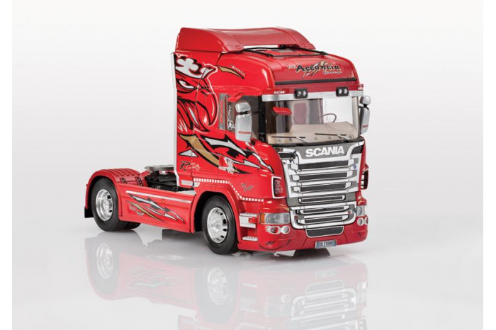 Model Kit truck 3882 - SCANIA R560 V8 HIGHLINE "RED GRIFFIN" (1:24)