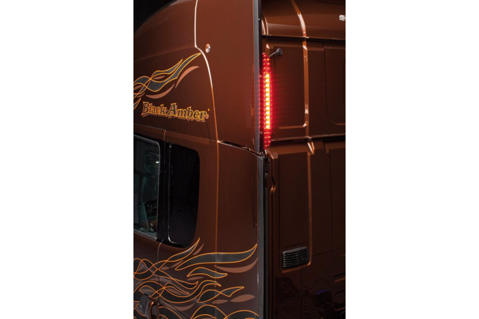 Model Kit truck 3897 - SCANIA R BLACK AMBER (1:24)