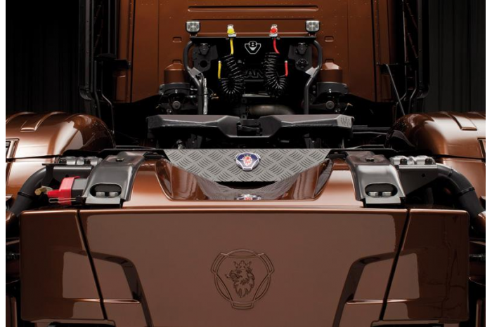 Model Kit truck 3897 - SCANIA R BLACK AMBER (1:24)