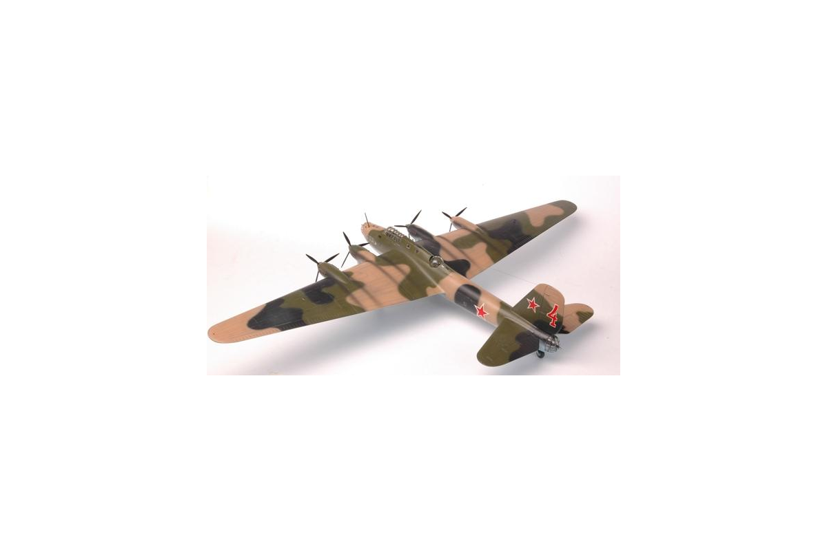 Zvezda 7264 Soviet Long Range Bomber Pe-8 Petlyakov Plastic Kit 1 72 for sale online