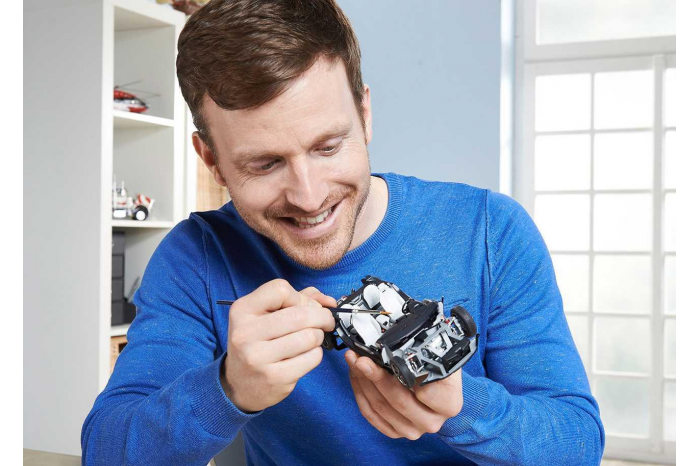 Plastic ModelKit auto 07008 - BMW i8 (1:24)