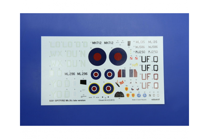 Spitfire Mk. IXc pozdní verze 1:48 - 8281